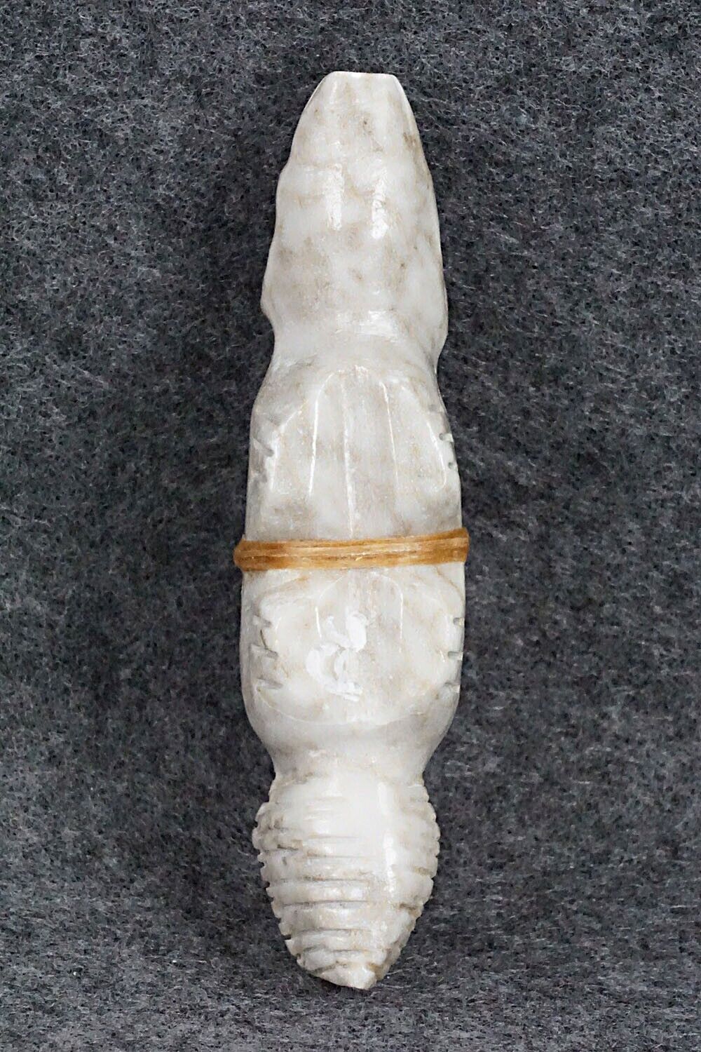 Wolf Zuni Fetish Carving - Peter Gasper