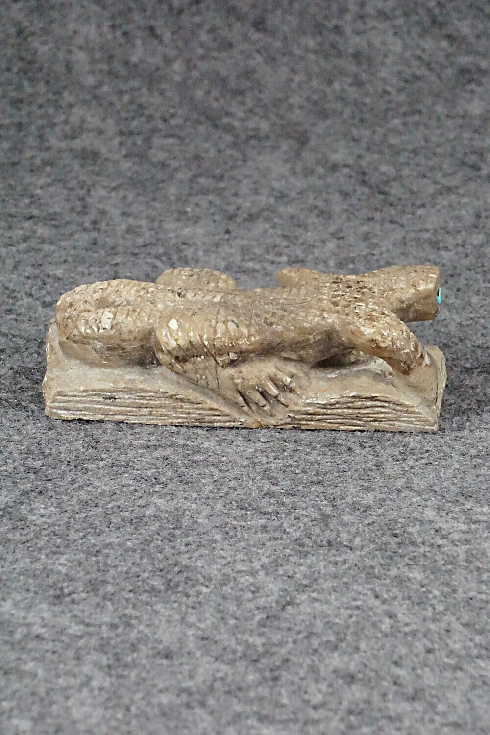 Lizard Zuni Fetish Carving - Theo Natewa