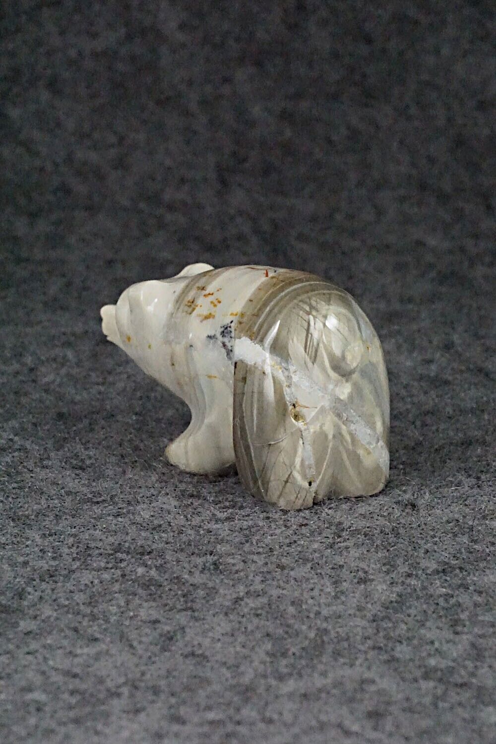 Bear Zuni Fetish Carving - David Chavez