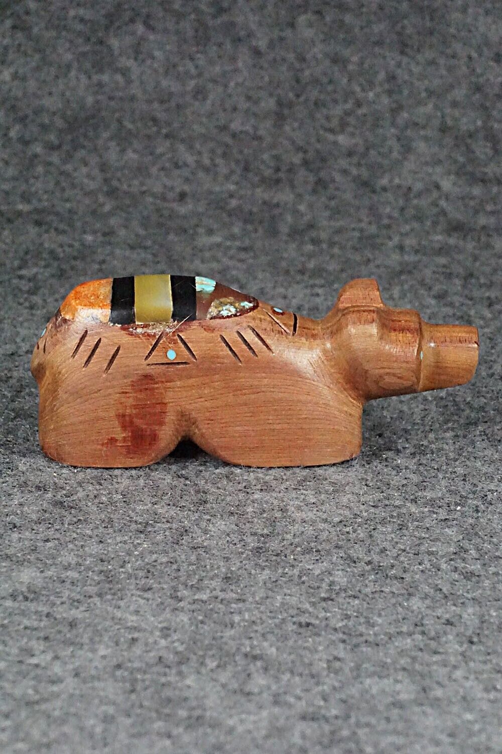 Bear Zuni Fetish Carving - Brandon Phillips