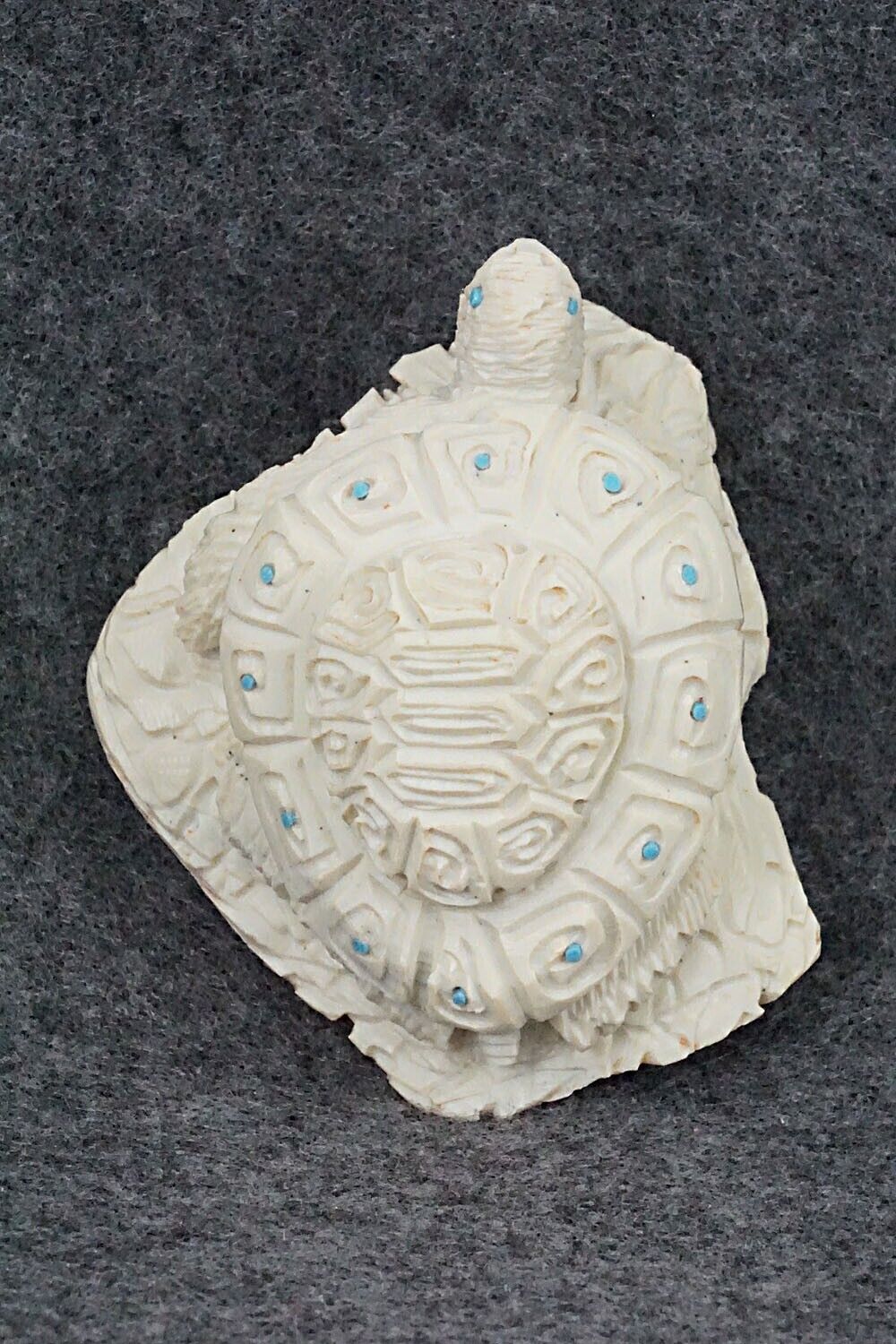 Turtle Zuni Fetish Carving - Adrian Cachini
