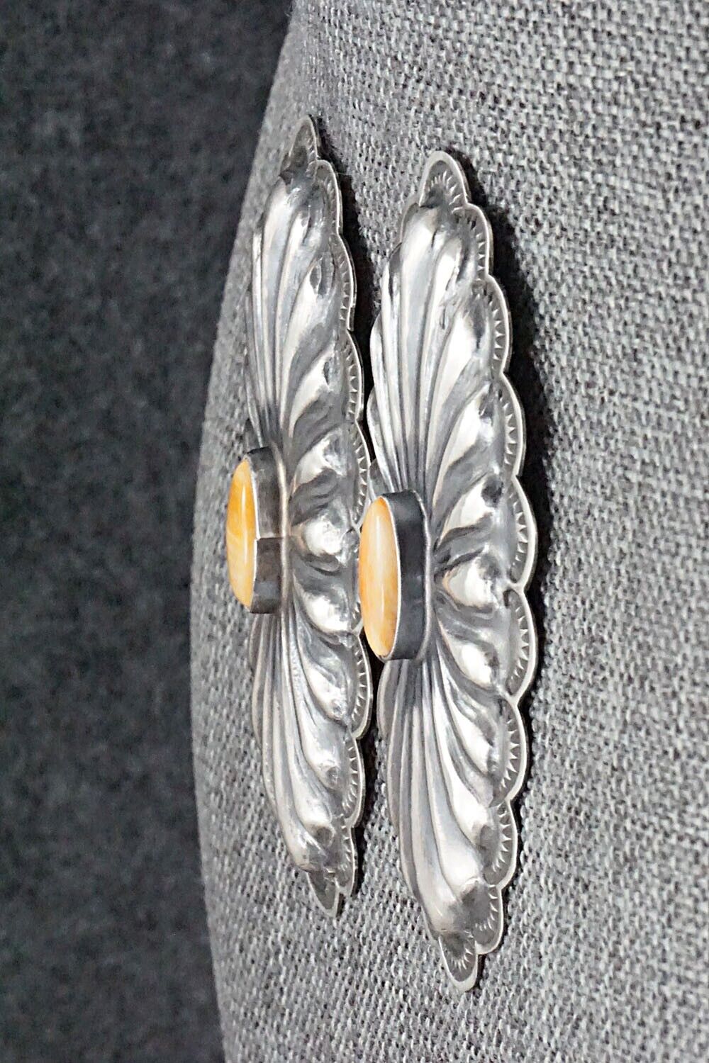 Spiny Oyster and Sterling Silver Earrings - Rita Lee
