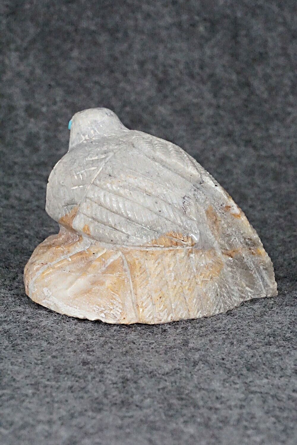 Eagle Zuni Fetish Carving - Derrick Kaamasee