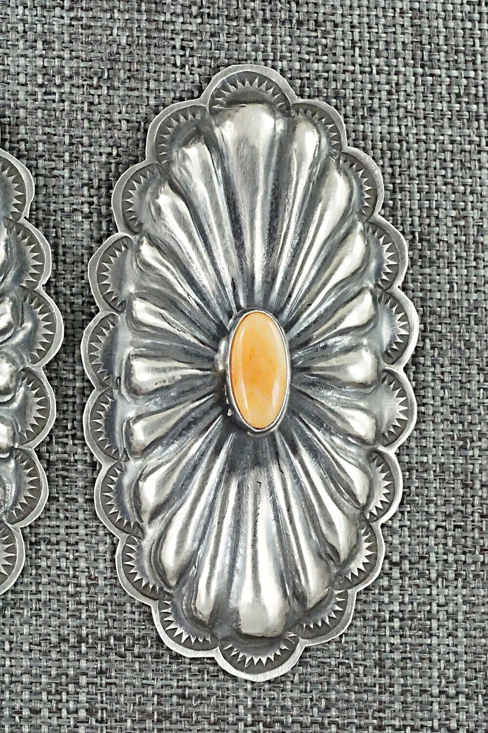 Spiny Oyster and Sterling Silver Earrings - Rita Lee