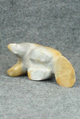 Beaver Zuni Fetish Carving - Enrike Leekya