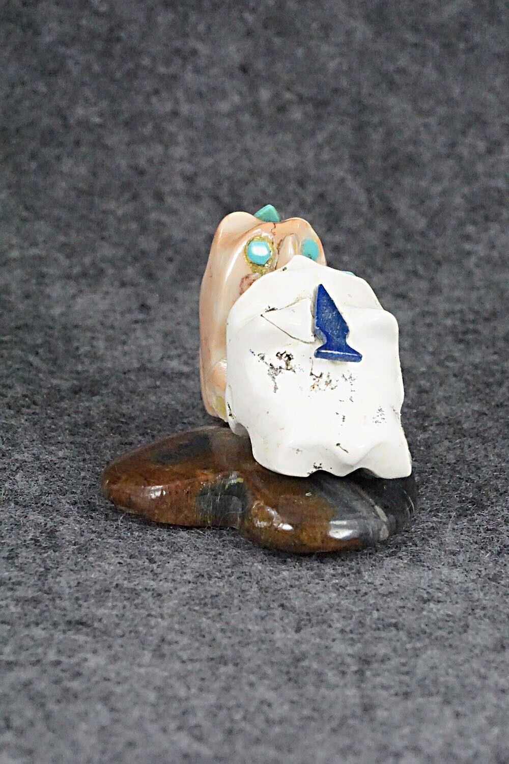 Bear Zuni Fetish Carving - Della Haloo