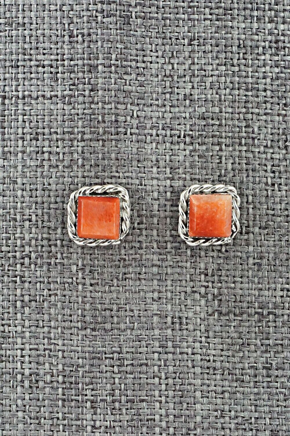 Spiny Oyster & Sterling Silver Earrings - Leander Cachini