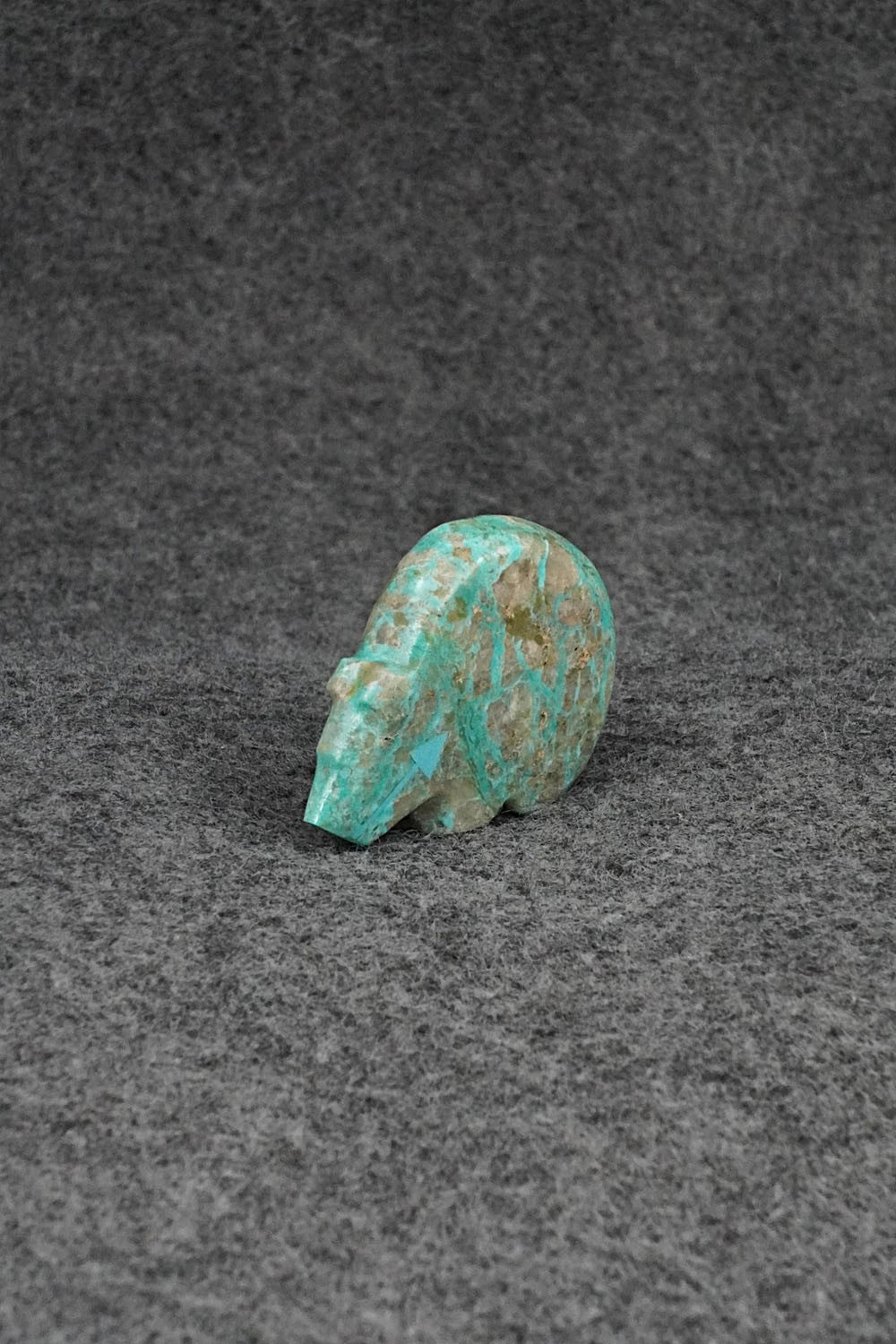 Bear Zuni Fetish Carving - Abby Quam Panteah