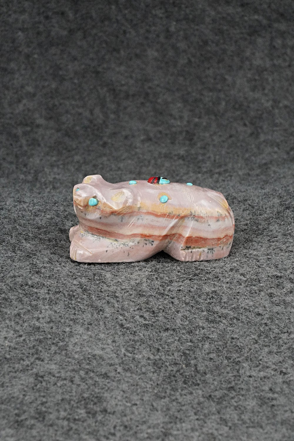 Bear Zuni Fetish Carving - Dannette Laate