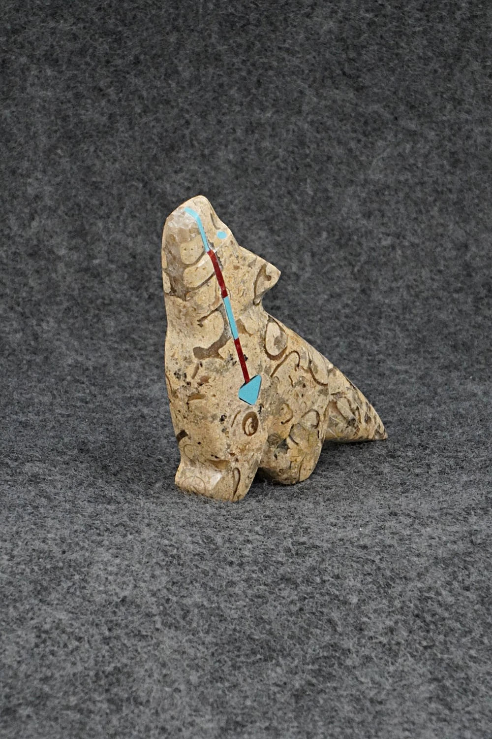 Wolf Zuni Fetish Carving - Kenric Laiwakete