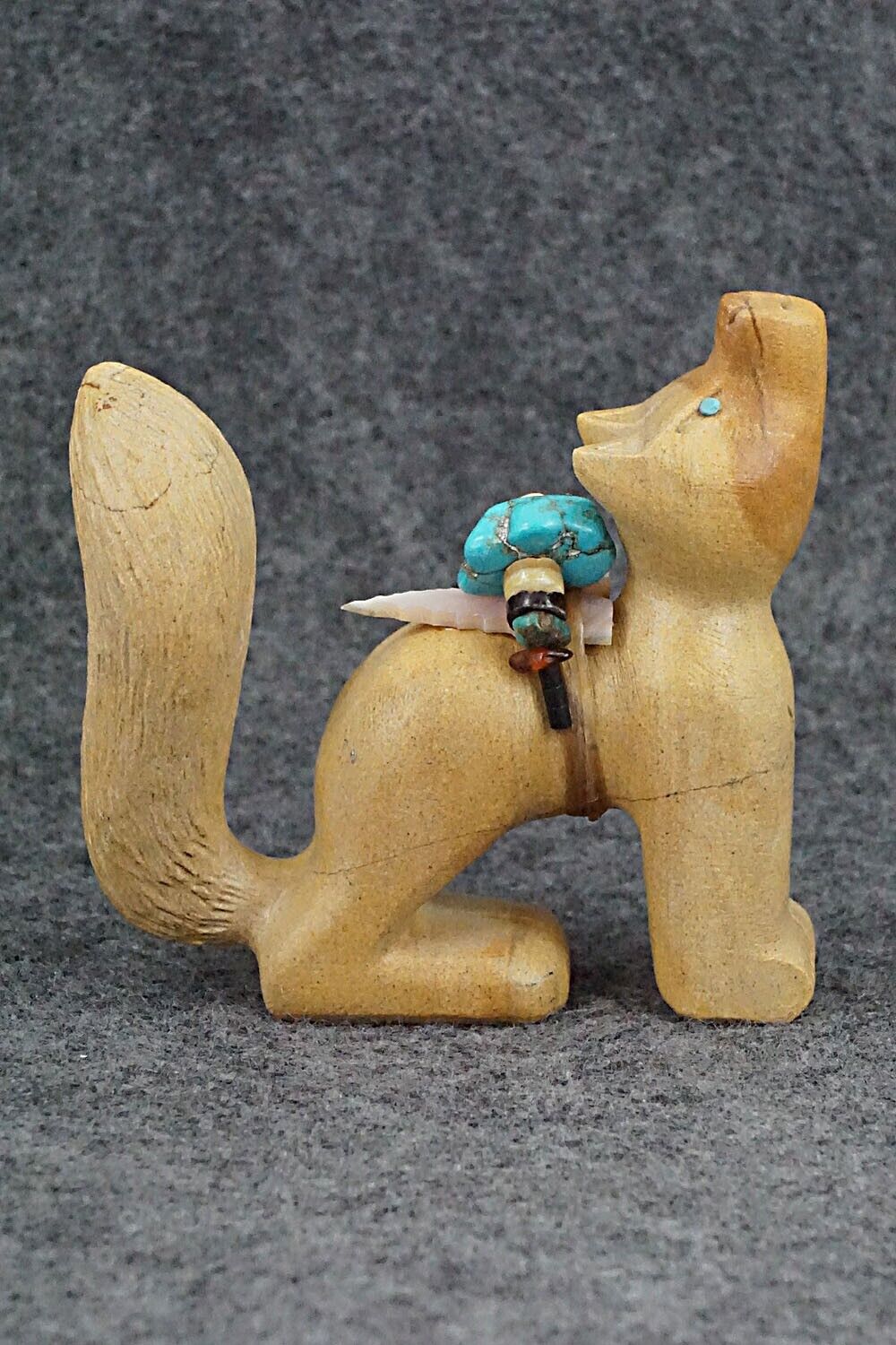 Wolf Zuni Fetish Carving - Douglas Martza