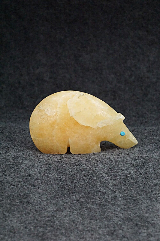 Bear Zuni Fetish Carving - Ronnie Lunasee