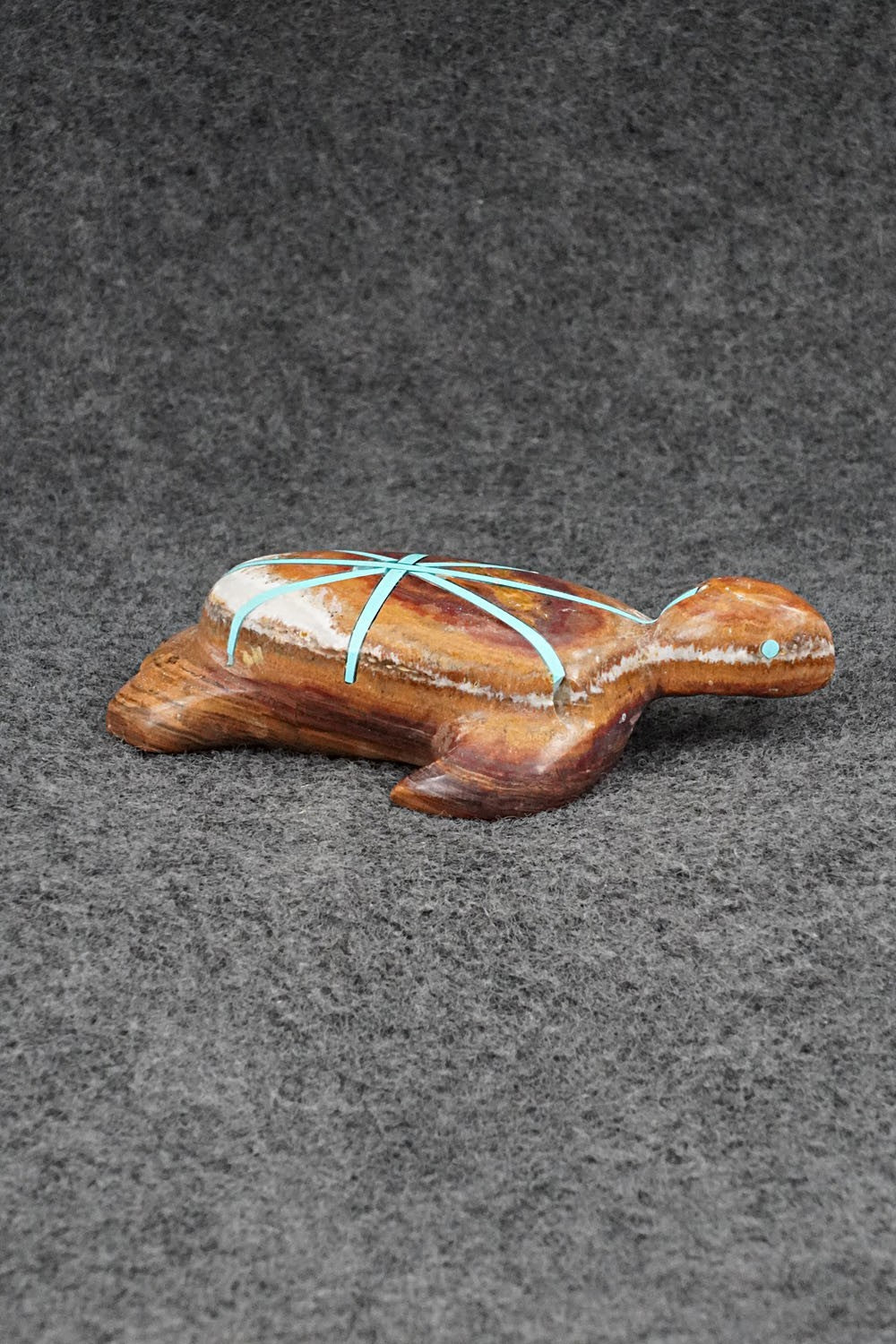 Turtle Zuni Fetish Carving - Kenric Laiwakete