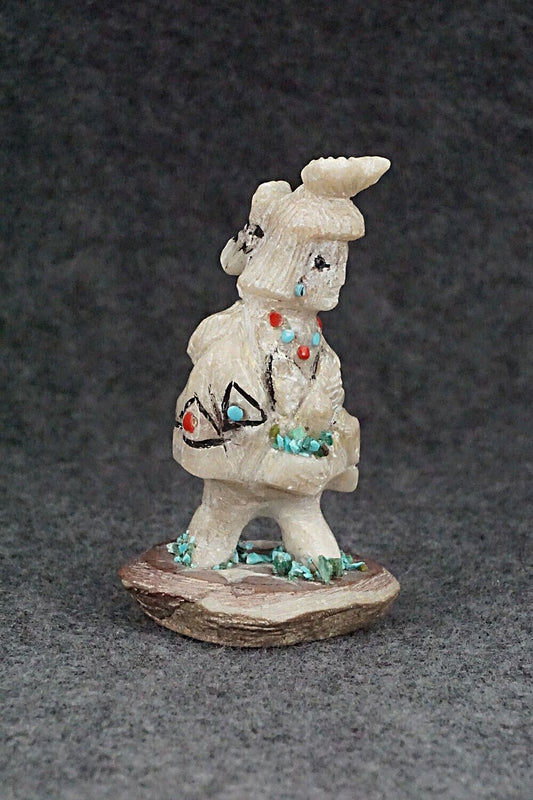 Corn Maiden Zuni Fetish Carving - Narren Bowannie