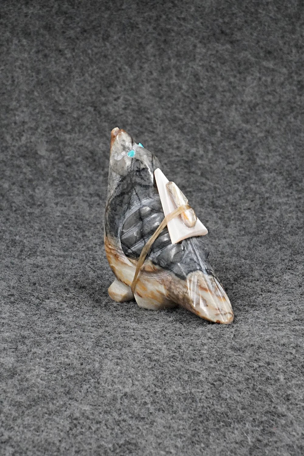 Bird Zuni Fetish Carving - Delvin Leekya