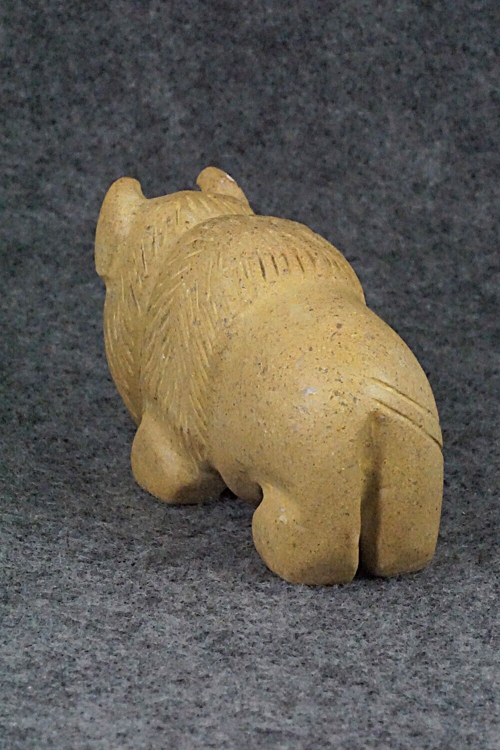 Buffalo Zuni Fetish Carving - Daniel Chattin