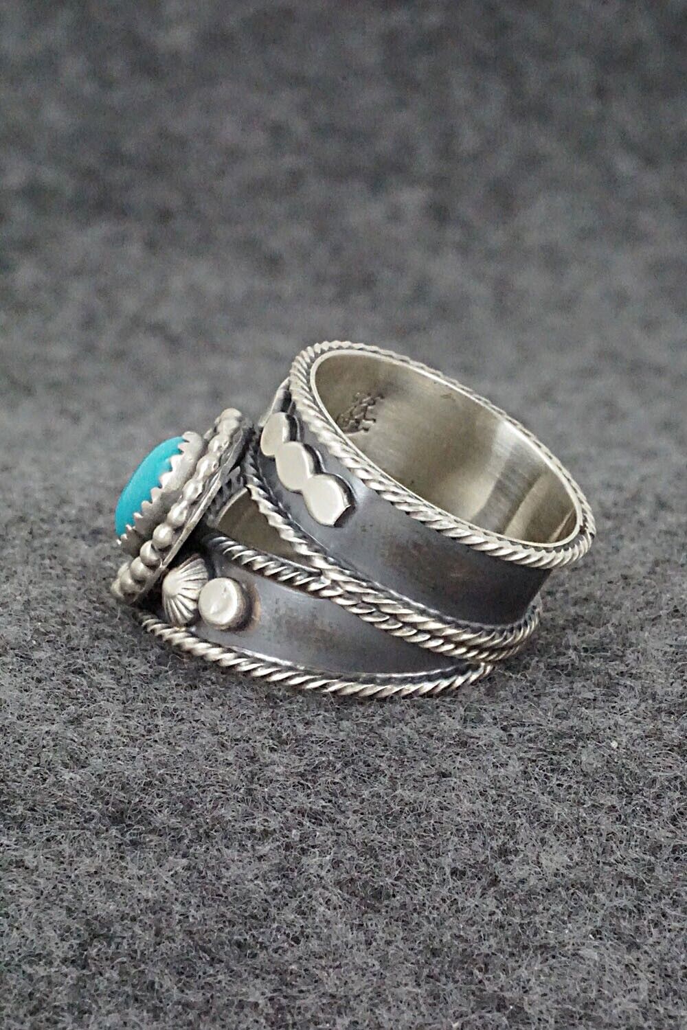 Turquoise & Sterling Silver Ring - Tom Lewis - Size 9