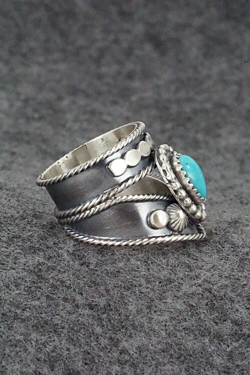 Turquoise & Sterling Silver Ring - Tom Lewis - Size 8