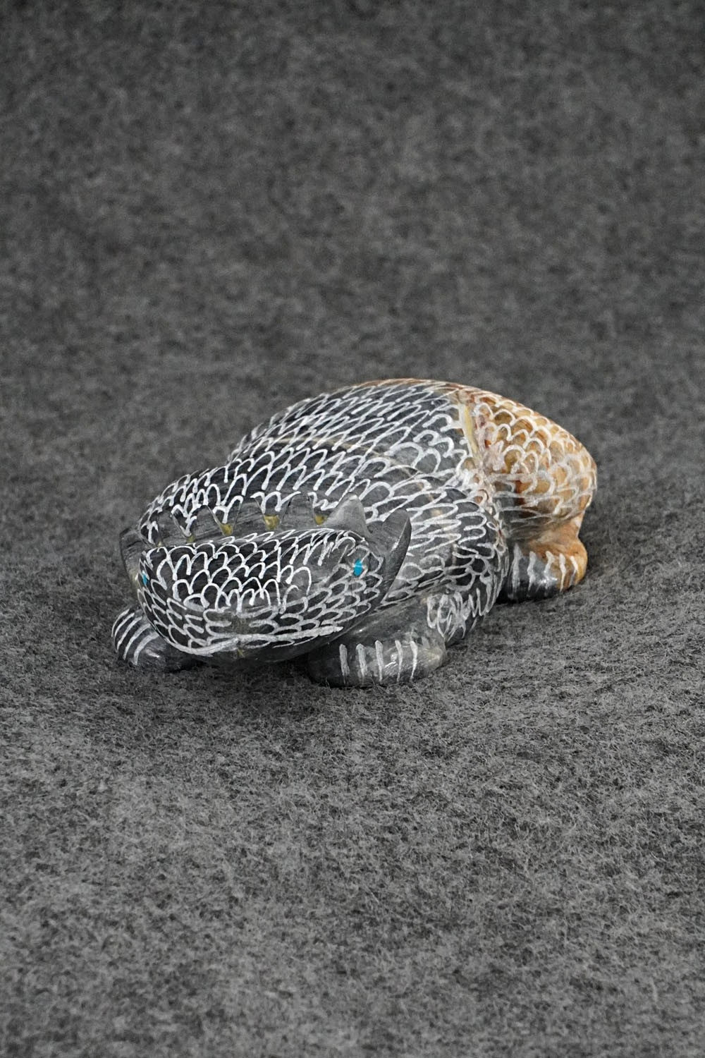 Horned Toad Zuni Fetish Carving - Nelson Yatsattie