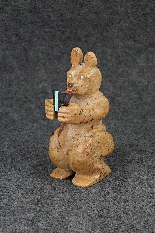 Rabbit Zuni Fetish Carving - Freddie Leekya