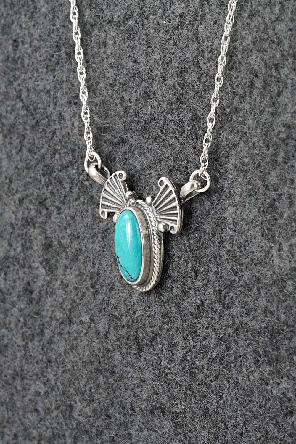 Turquoise & Sterling Silver Necklace - Verley Betone