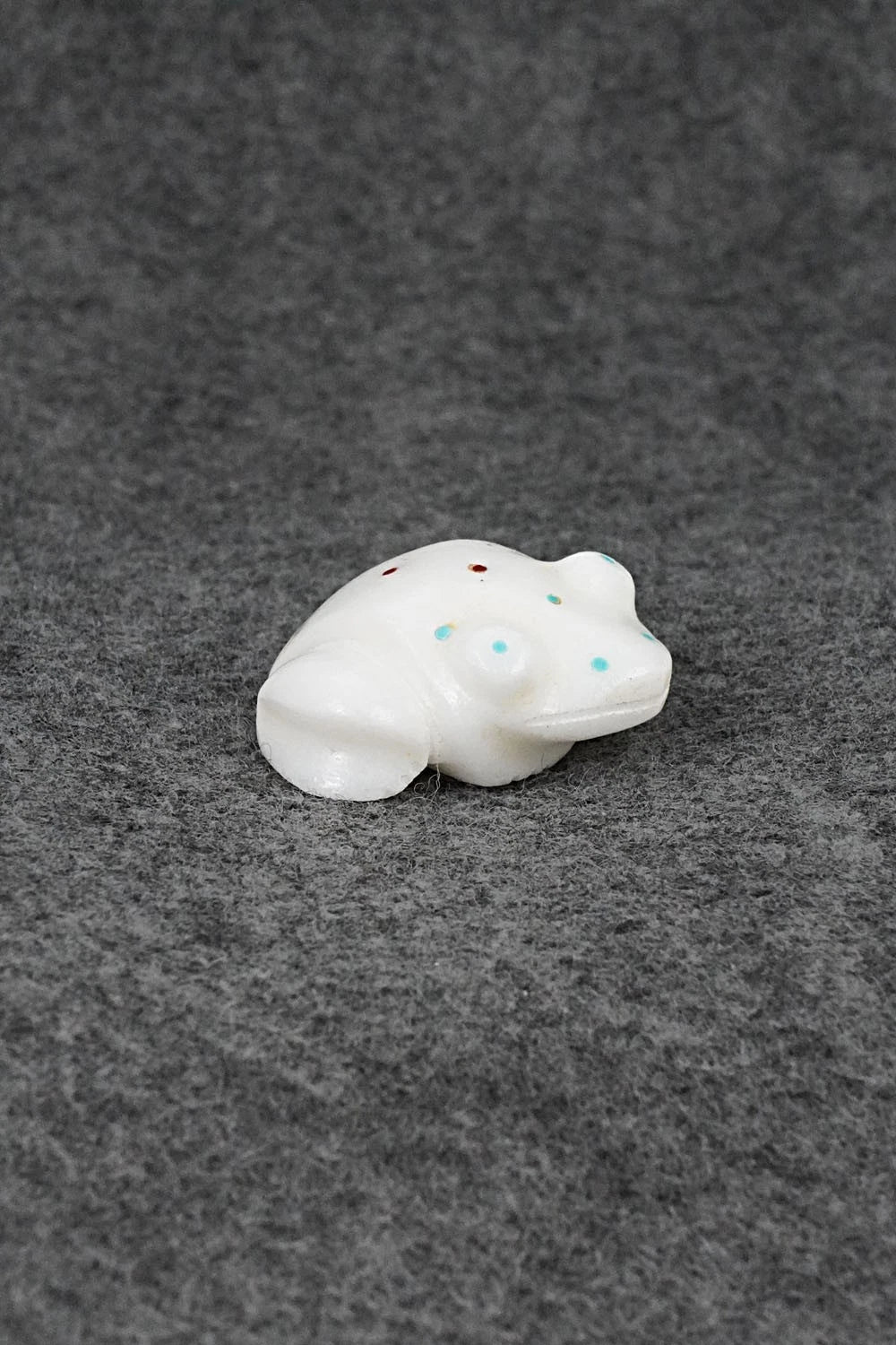 Frog Zuni Fetish Carving - Brandon Phillips
