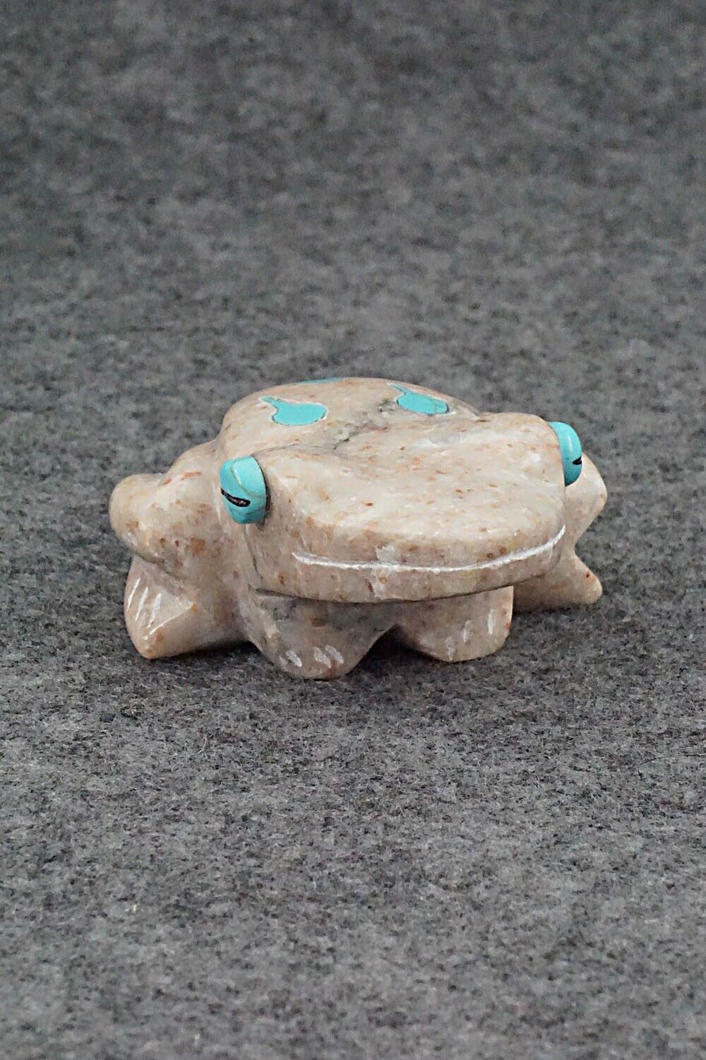 Frog Zuni Fetish Carving - Andres Lementino