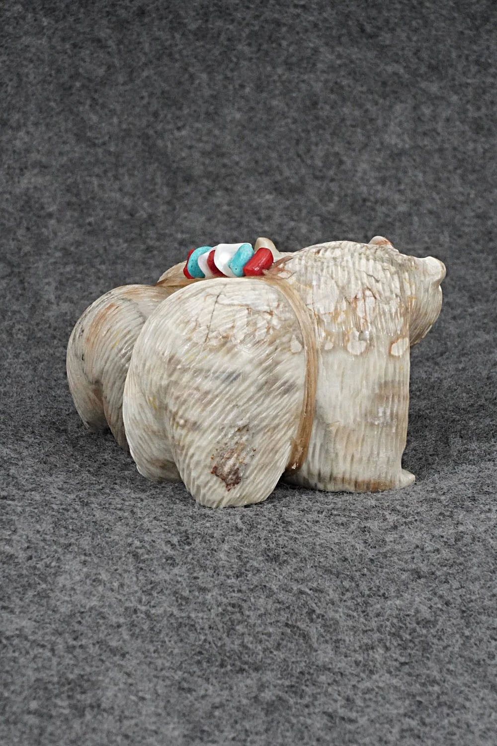 Bear Zuni Fetish Carving - Farlan & Paulette Quam