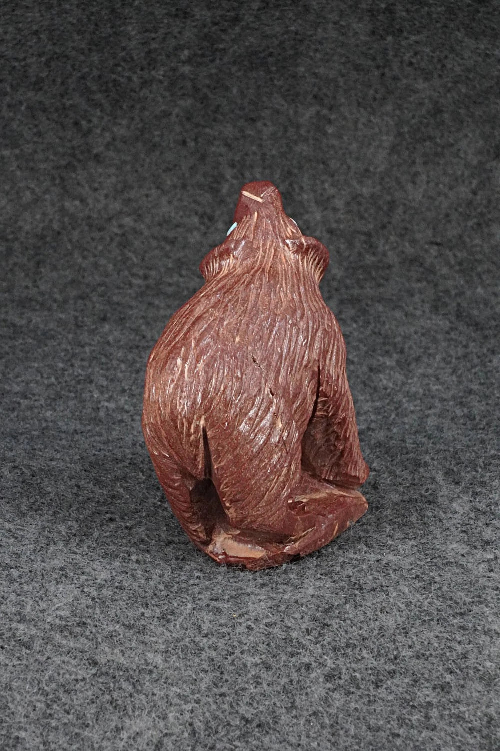 Bear Zuni Fetish Carving - Derrick Kaamasee