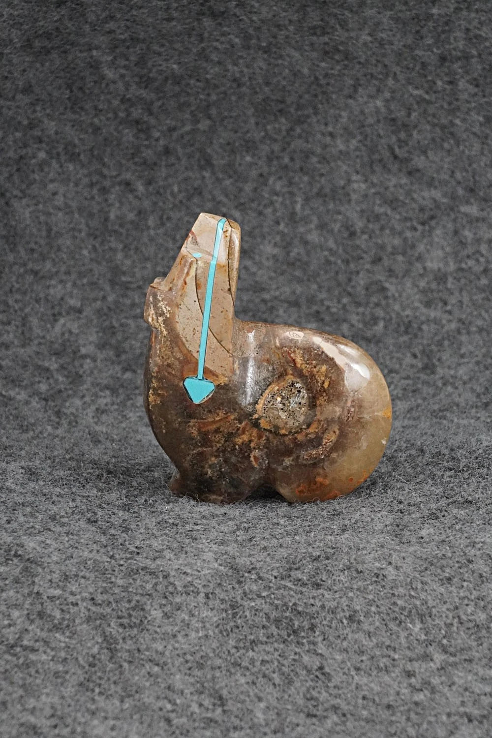 Bear Zuni Fetish Carving - Kenric Laiwakete