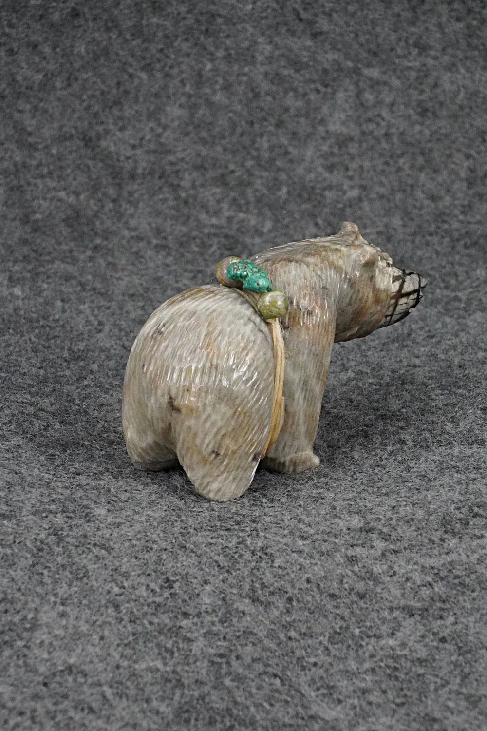 Bear Zuni Fetish Carving - Farlan & Paulette Quam