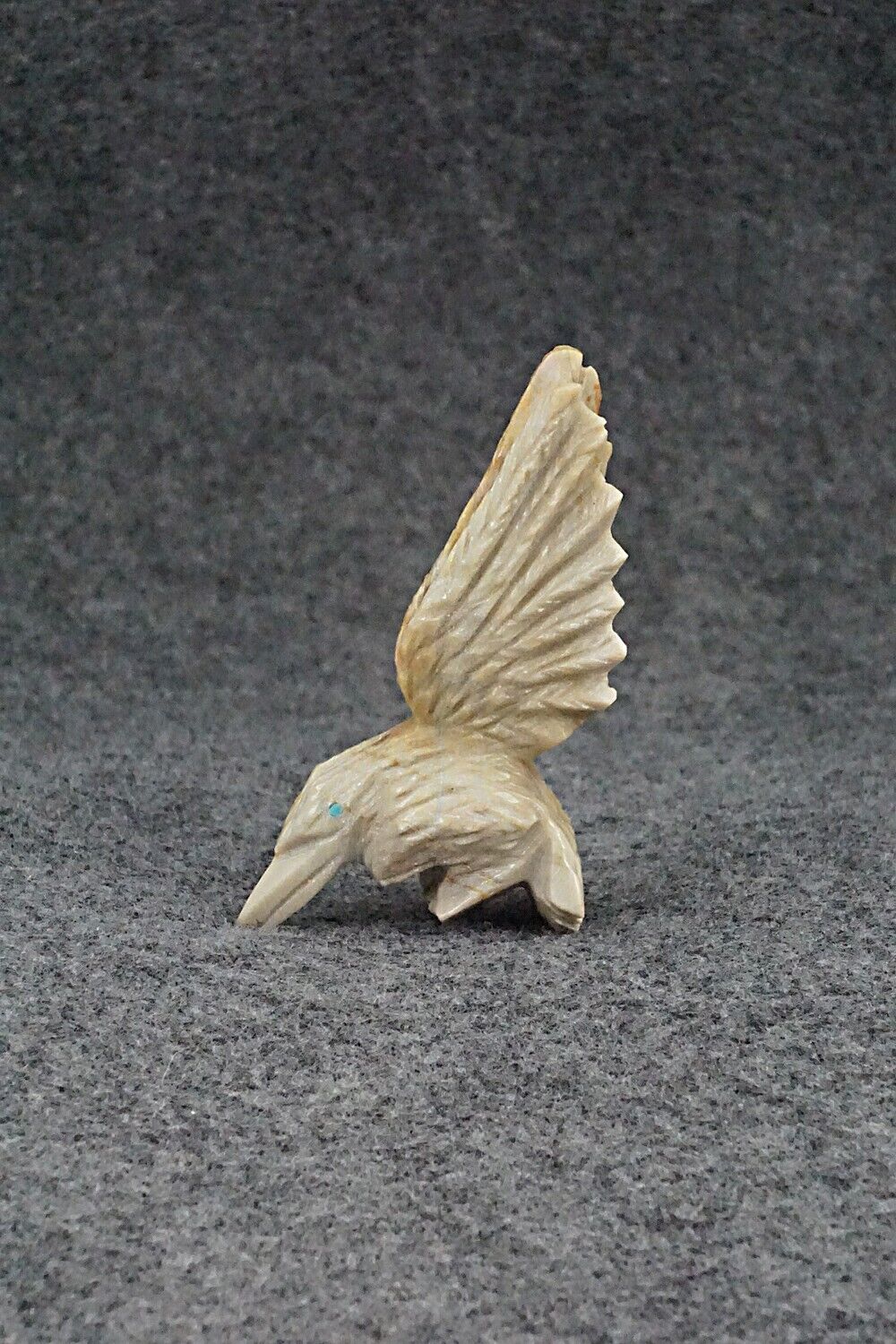 Hummingbird Zuni Fetish Carving - Tony Mackel