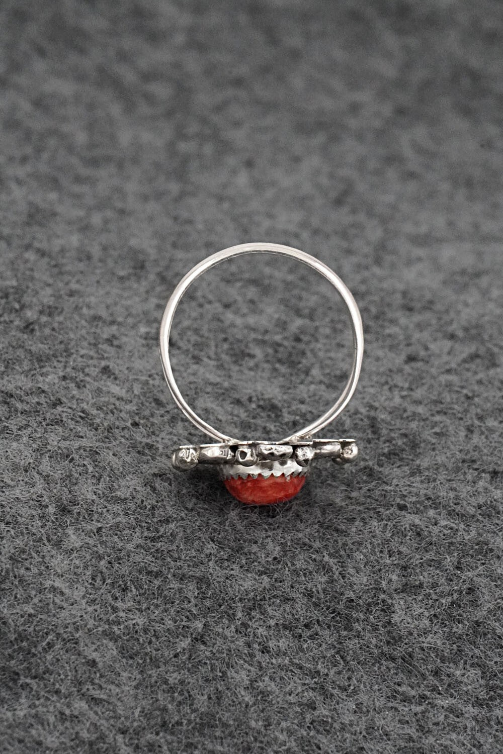 Spiny Oyster & Sterling Silver Ring - Frieda Martinez - Size 7
