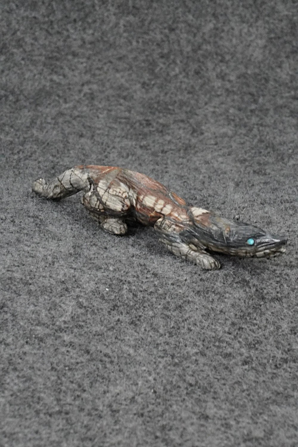 Mountain Lion Zuni Fetish Carving - Lance Cheama
