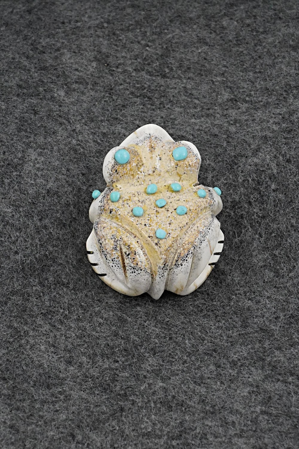Frog Zuni Fetish Carving - Claudia Peina