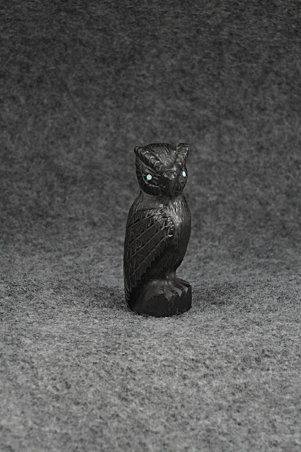 Owl Zuni Fetish Carving - Chris Peina