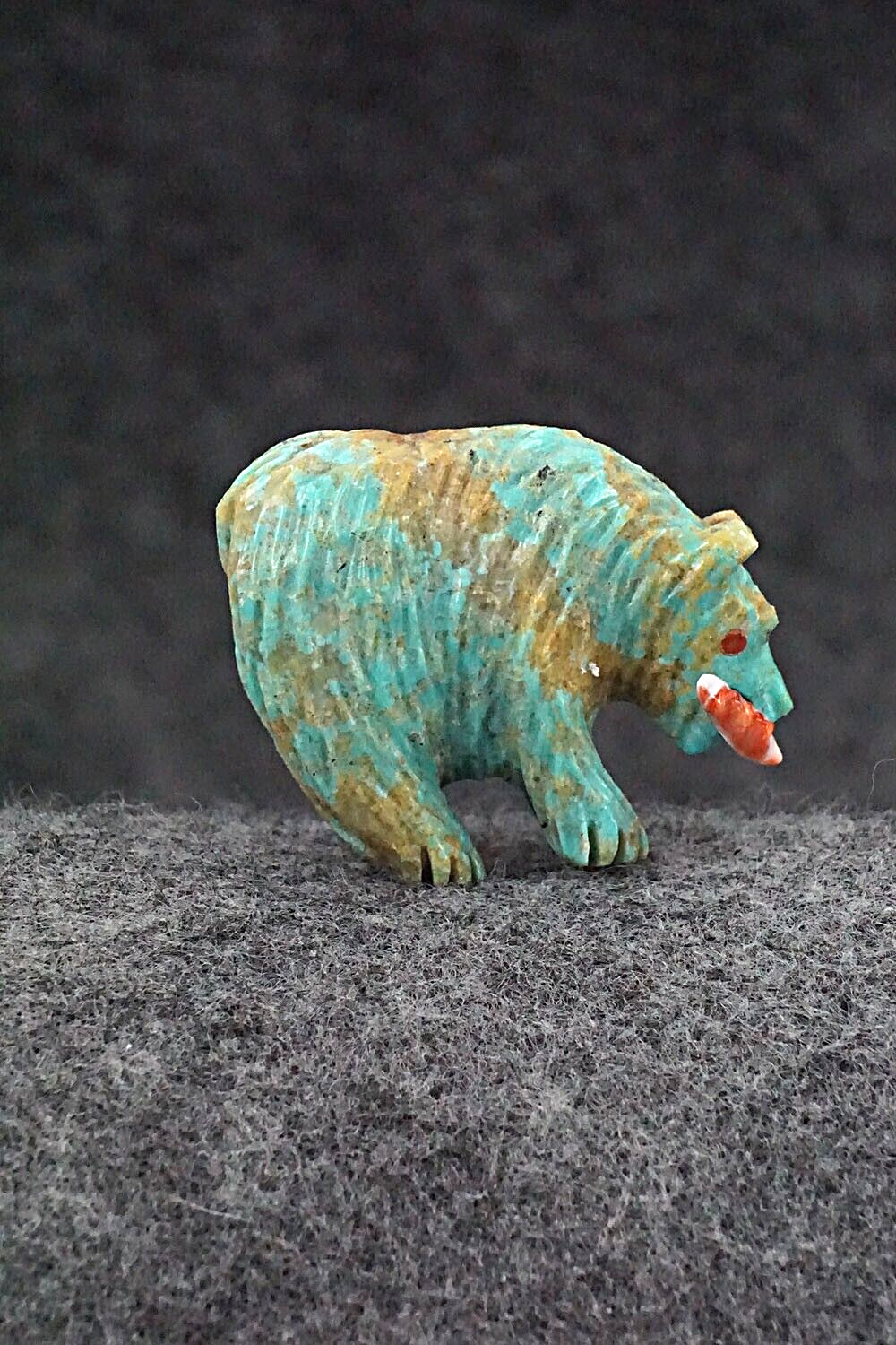 Bear with Fish Zuni Fetish Carving - Andres Quandelacy