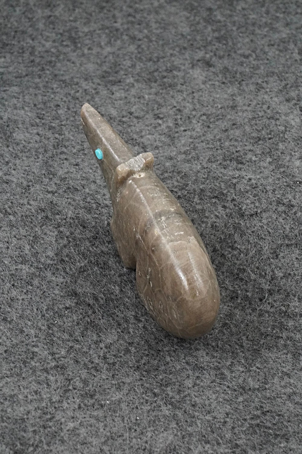 Bear Zuni Fetish Carving - Ronnie Lunasee