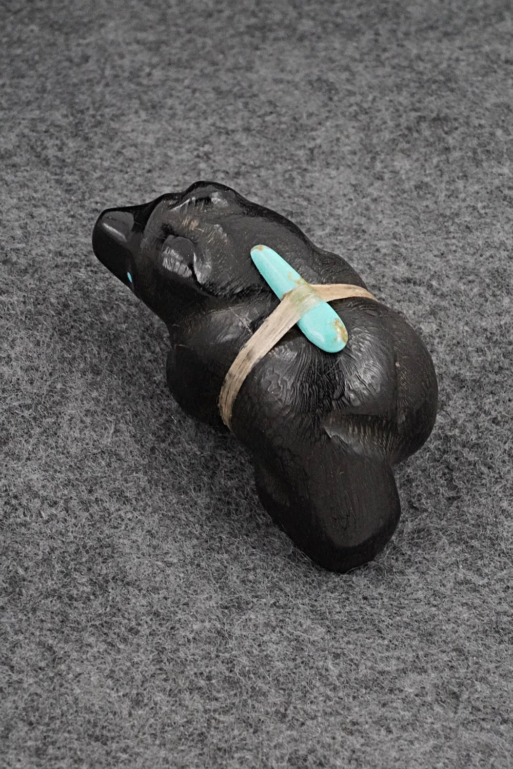 Bear Zuni Fetish Carving - Herb Halate