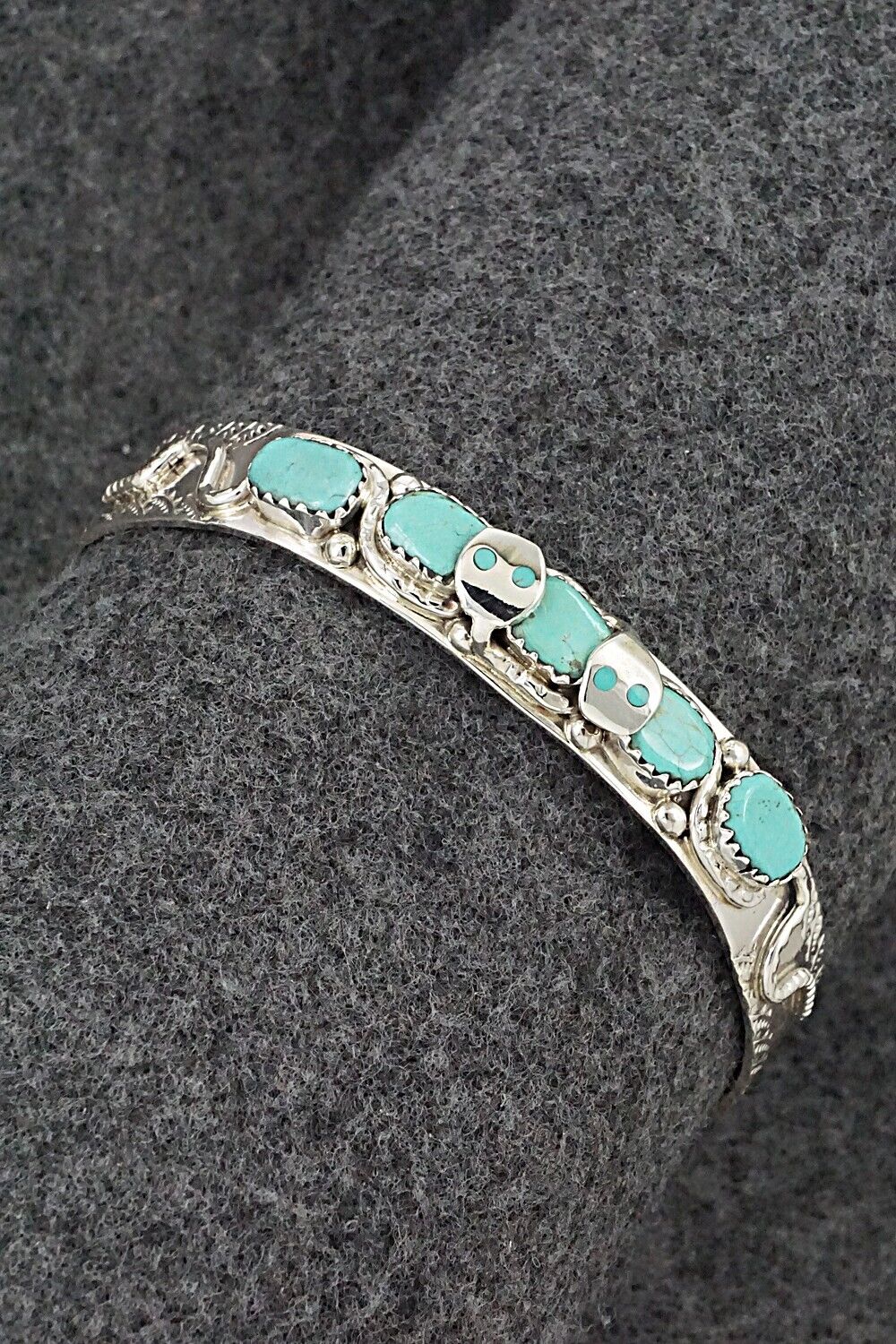 Turquoise & Sterling Silver Bracelet - Joy Calavaza