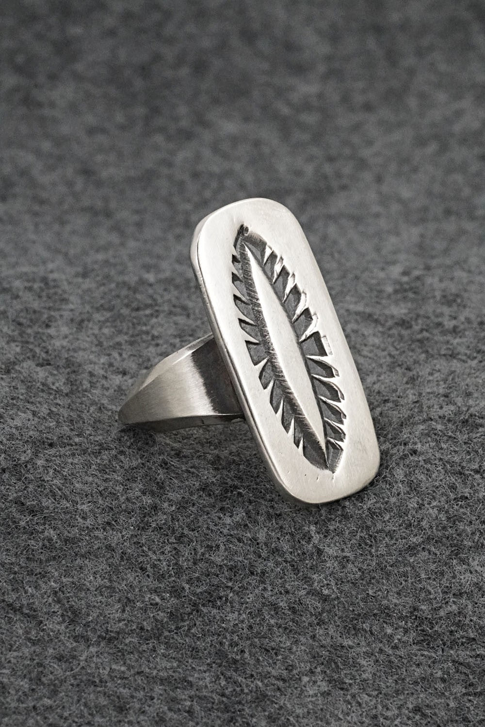 Sterling Silver Ring - Emerson Bill - Size 11