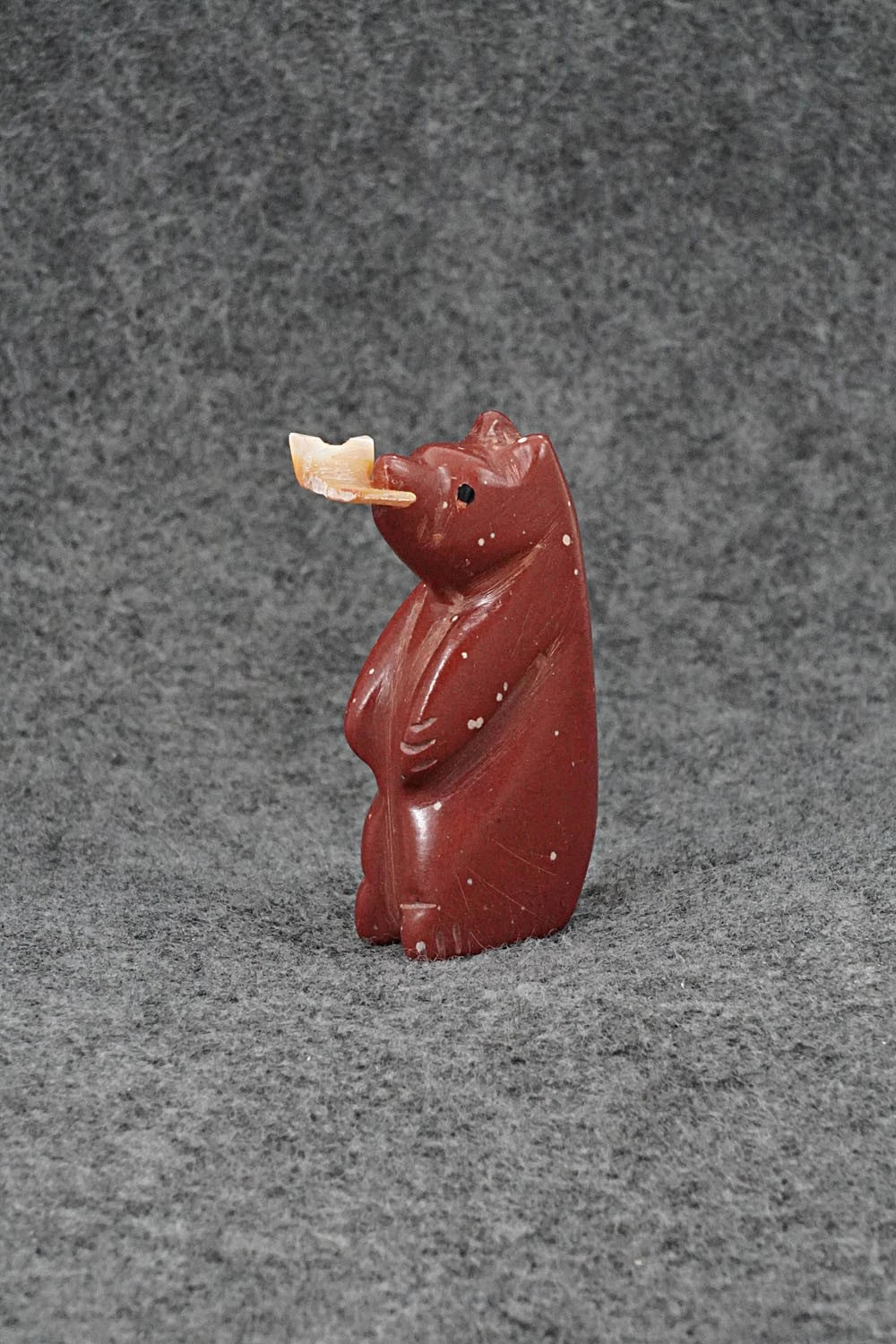 Bear Zuni Fetish Carving - Justin Red Elk