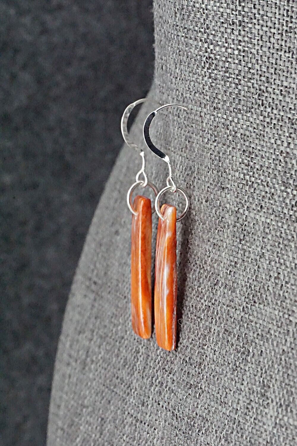 Spiny Oyster & Sterling Silver Earrings - Jesus Espino