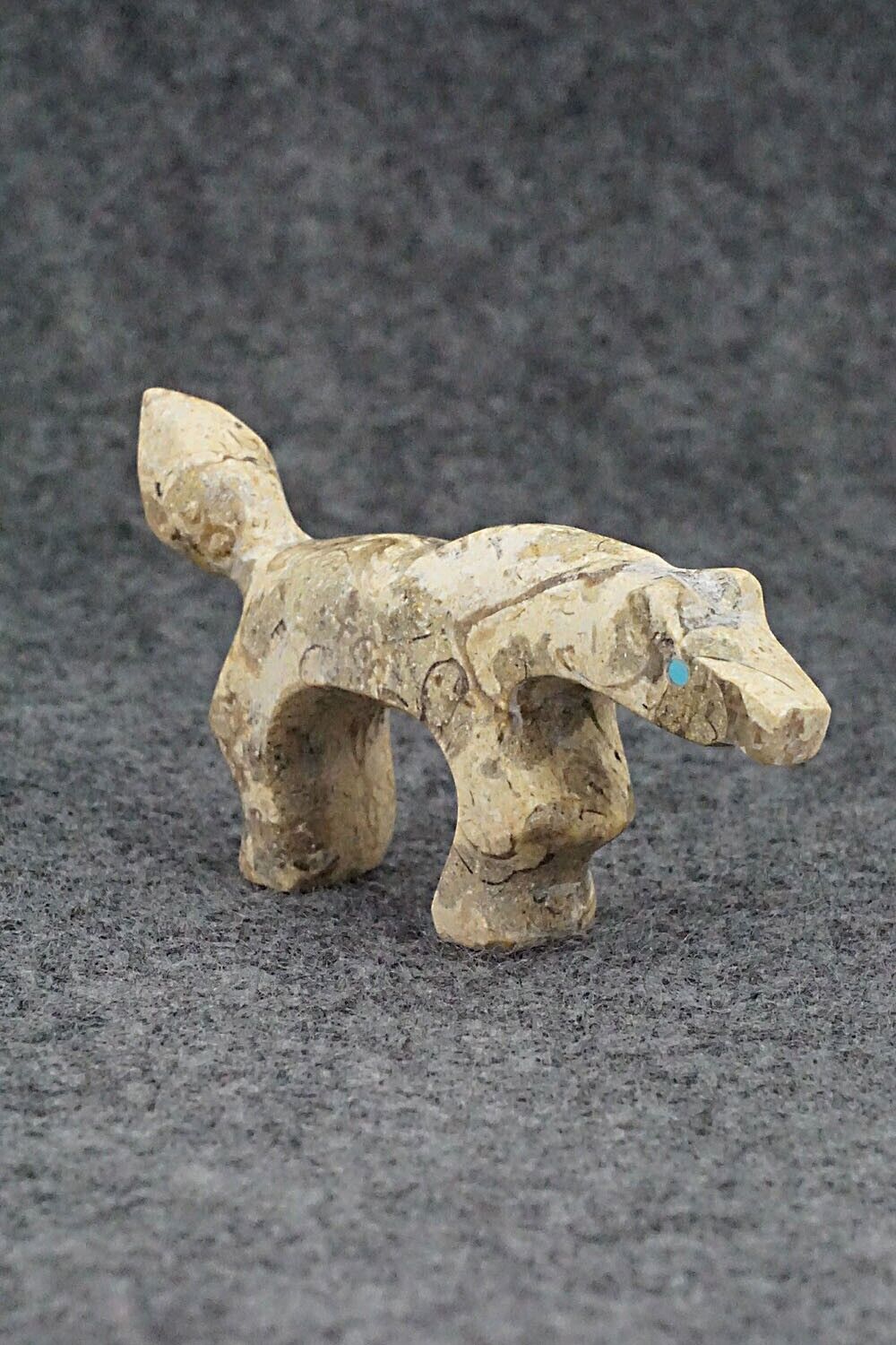 Horse Zuni Fetish Carving - Fernando Laiwakete