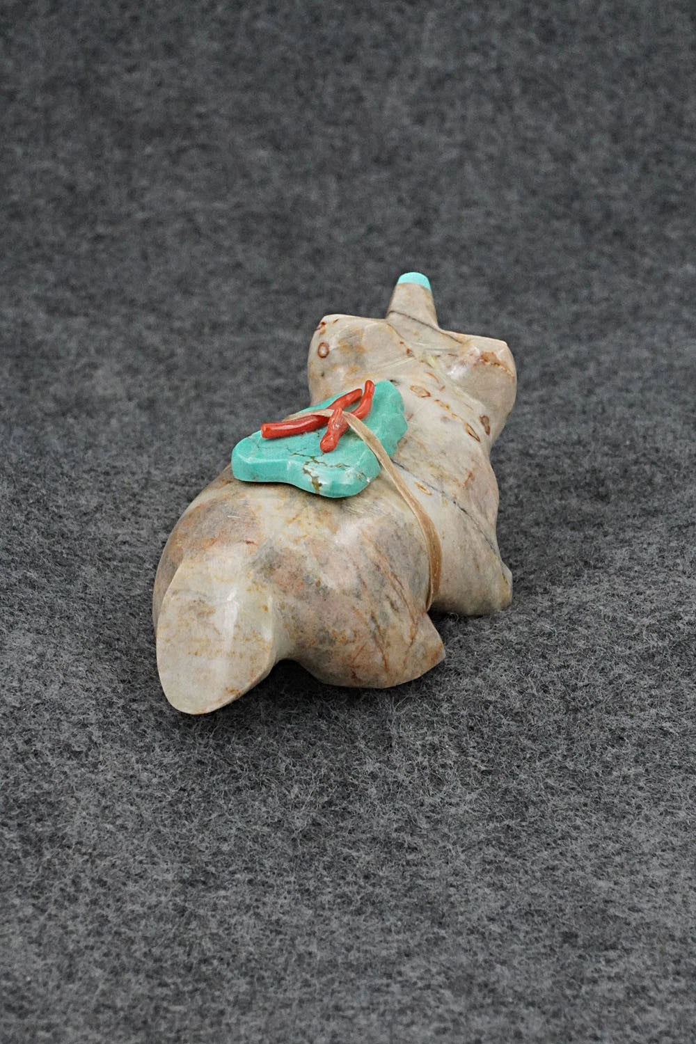 Badger Zuni Fetish Carving - Enrike Leekya