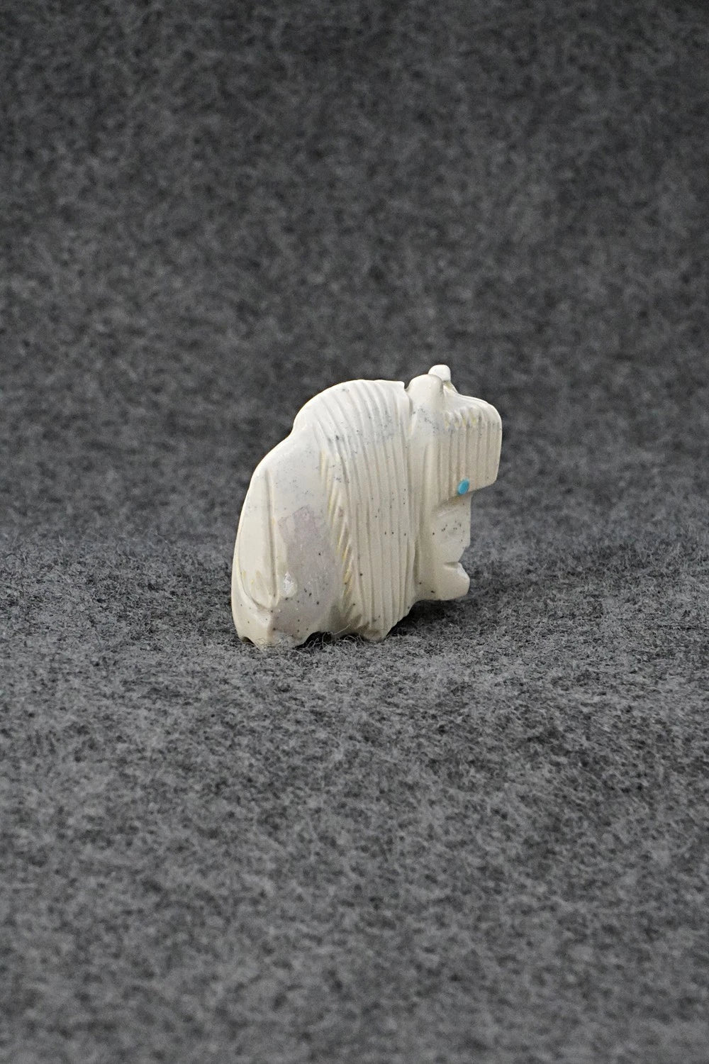 Buffalo Zuni Fetish Carving - Gilbert Lonjose