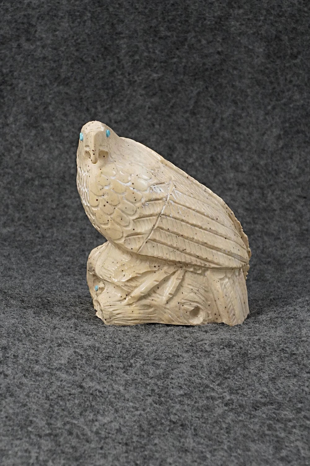 Eagle Zuni Fetish Carving - Derrick Kammasee