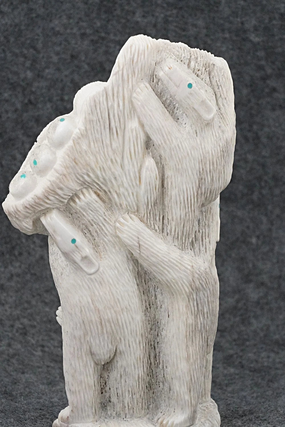 Bears Zuni Fetish Carving - Destry Siutza
