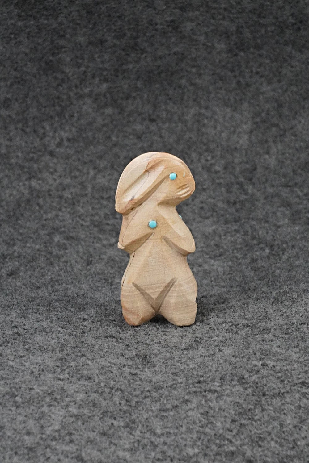 Rabbit Zuni Fetish Carving - Dannette Laate