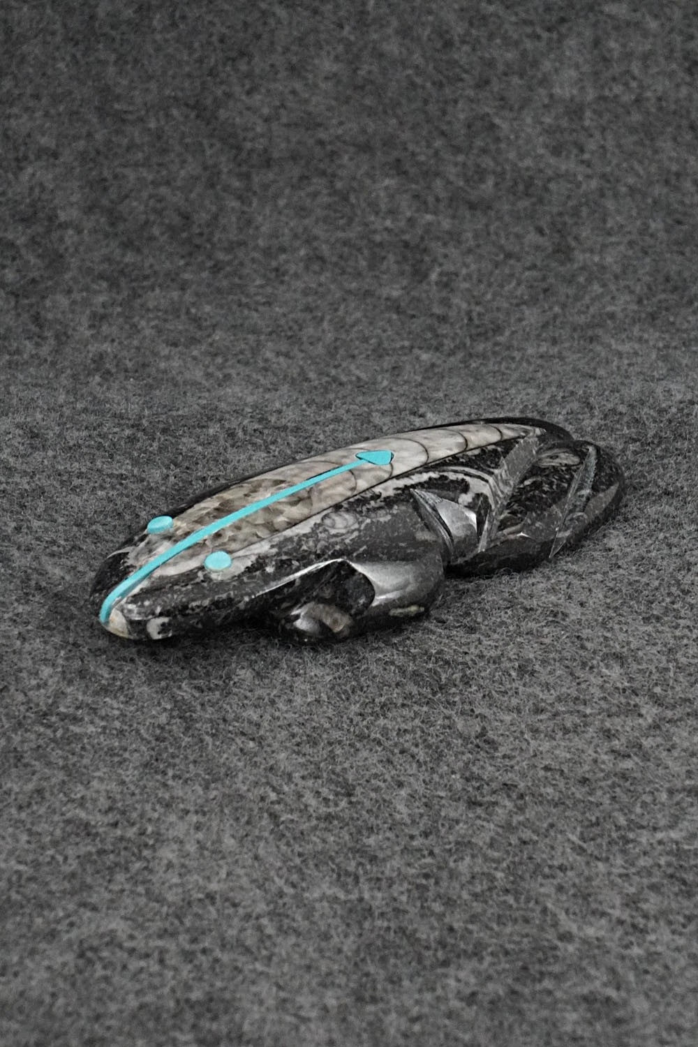 Frog Zuni Fetish Carving - Kenric Laiwakete